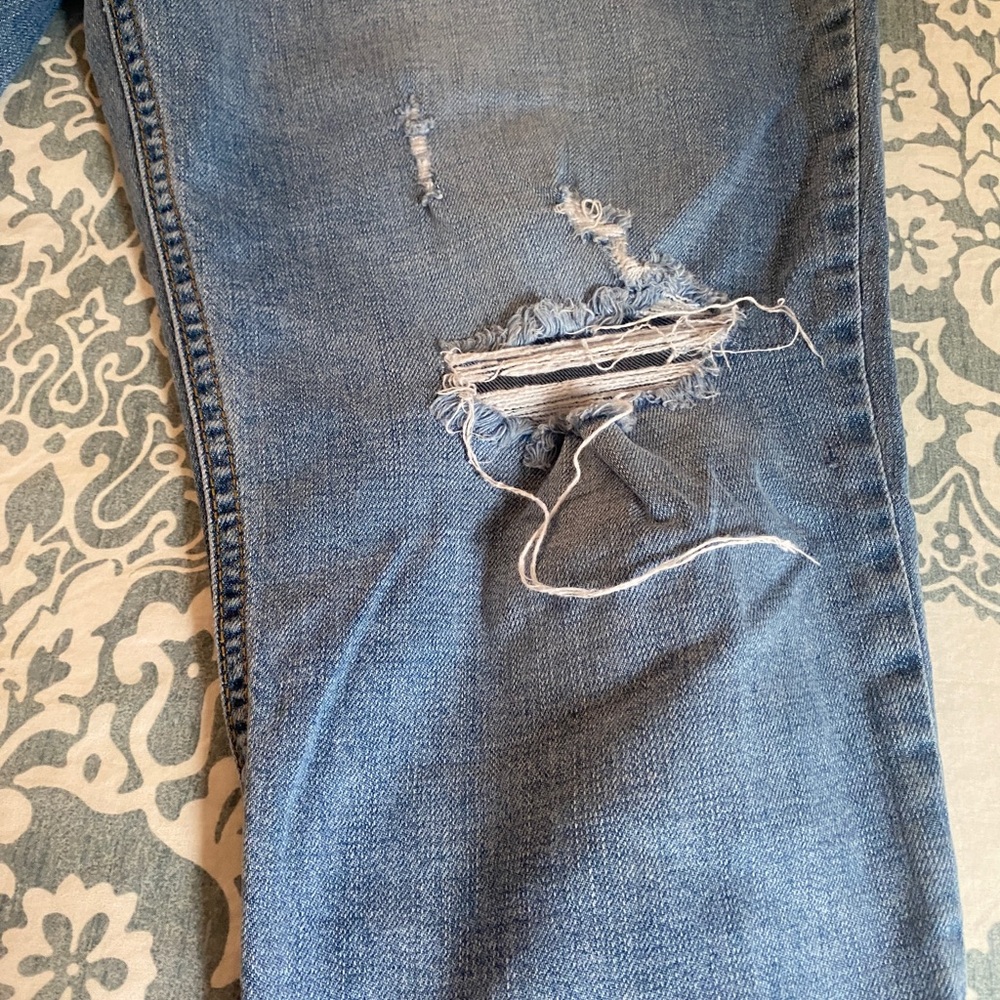 Old Navy Boyfriend Jeans - Picture 3 of 8